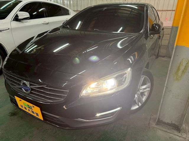 VOLVO富豪 S60  第1張相片
