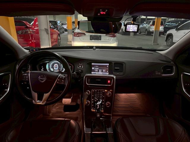 VOLVO富豪 S60  第4張相片