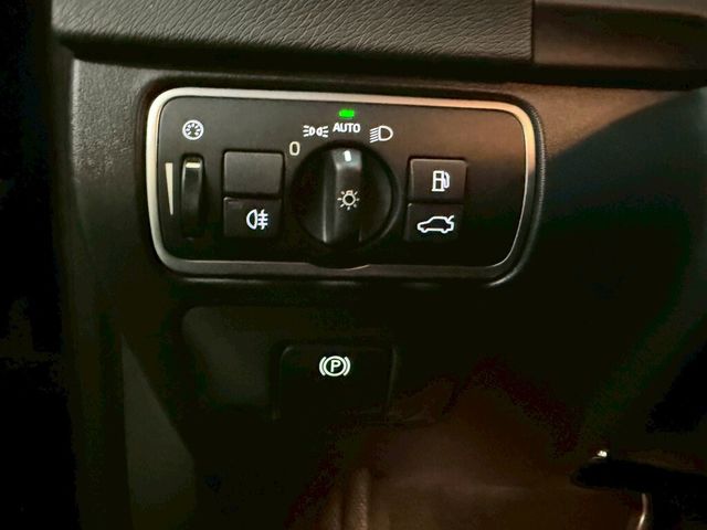 VOLVO富豪 S60  第12張相片