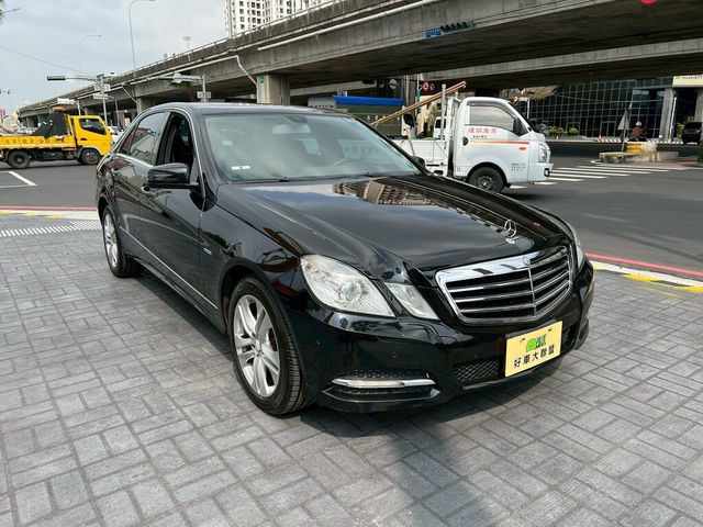 M-BENZ賓士 E200  第3張相片