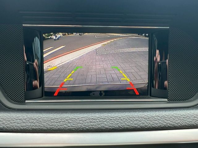 M-BENZ賓士 E200  第7張相片