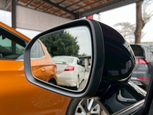 FORD福特 MONDEO  第9張相片