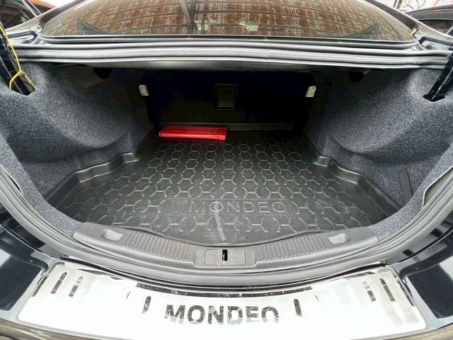 FORD福特 MONDEO  第15張相片