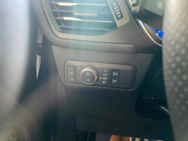 FORD福特 KUGA  第8張相片