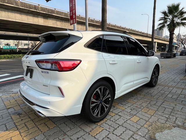 FORD福特 KUGA  第15張相片