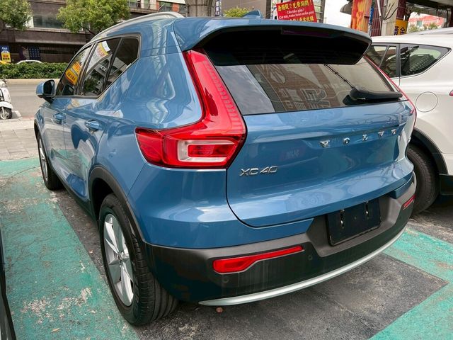 VOLVO富豪 XC40  第13張相片