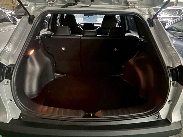 TOYOTA豐田 COROLLA CROSS HYBRID  第11張相片