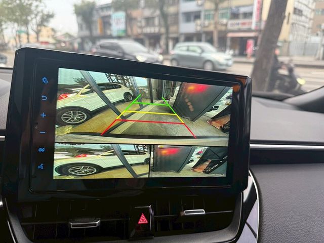 TOYOTA豐田 COROLLA CROSS HYBRID  第7張相片