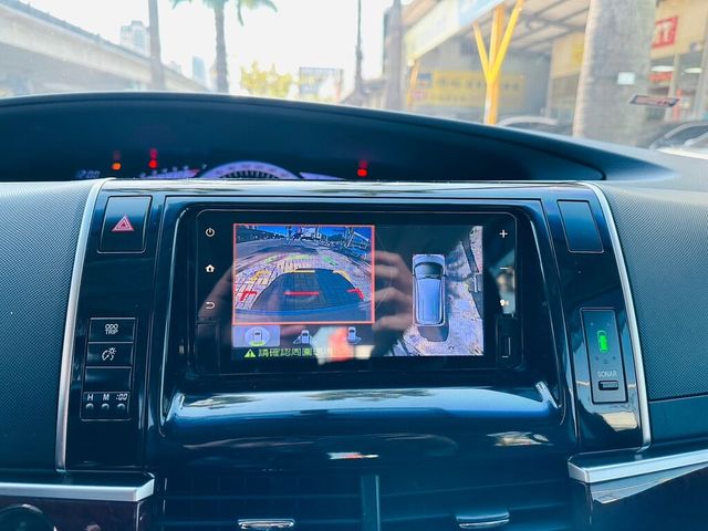 TOYOTA豐田 PREVIA  第7張相片