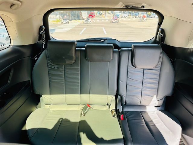 TOYOTA豐田 PREVIA  第12張相片