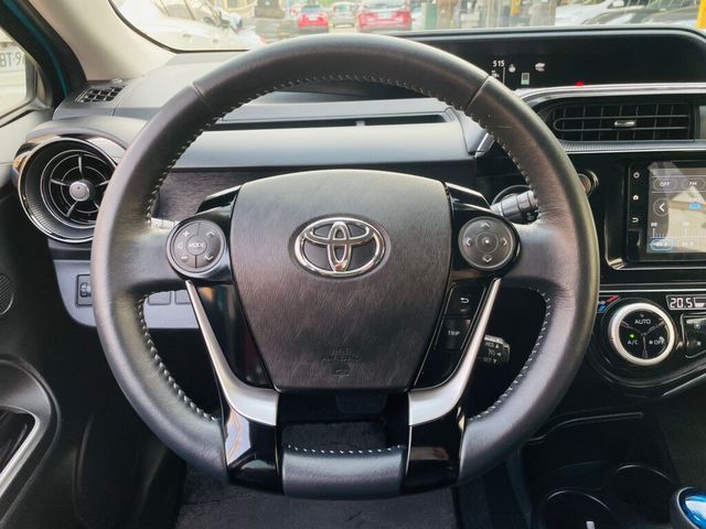TOYOTA豐田 PRIUS C  第5張相片