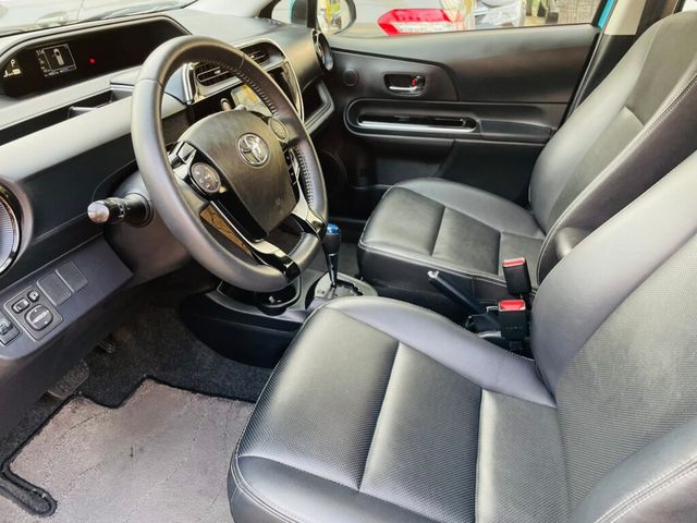 TOYOTA豐田 PRIUS C  第9張相片