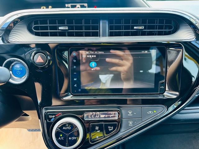 TOYOTA豐田 PRIUS C  第6張相片