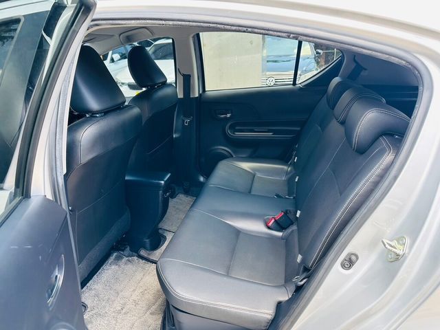 TOYOTA豐田 PRIUS C  第10張相片