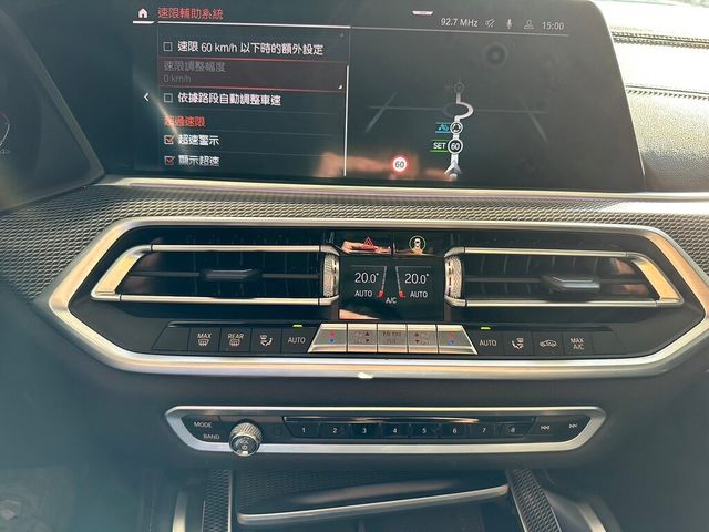 BMW寶馬 X6  第7張相片