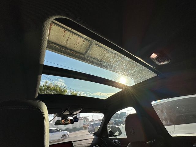 BMW寶馬 X6  第11張相片