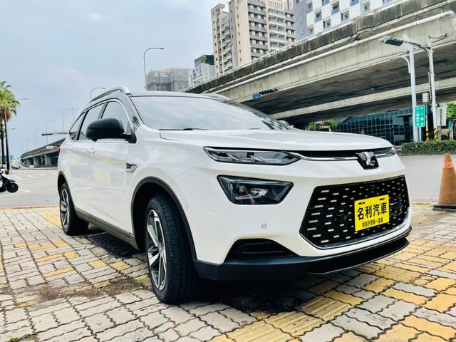 LUXGEN納智捷 URX  第3張相片