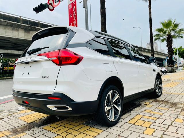 LUXGEN納智捷 URX  第16張相片
