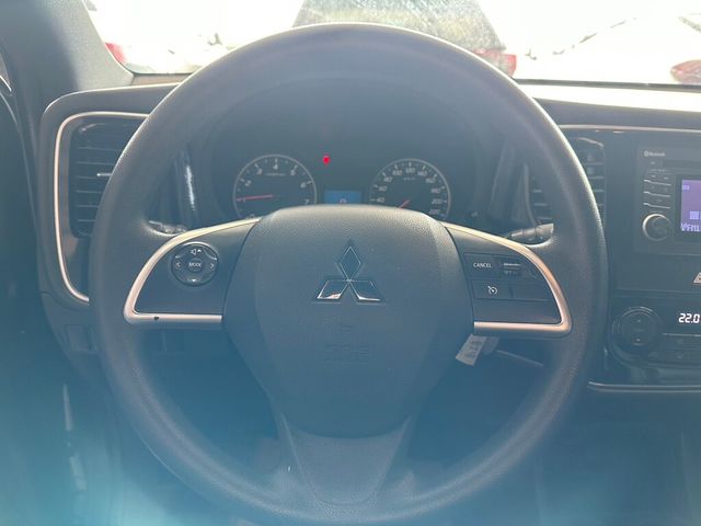 MITSUBISHI三菱 OUTLANDER  第2張相片