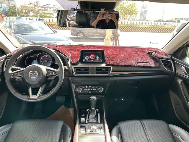 MAZDA馬自達 MAZDA 3  第4張相片
