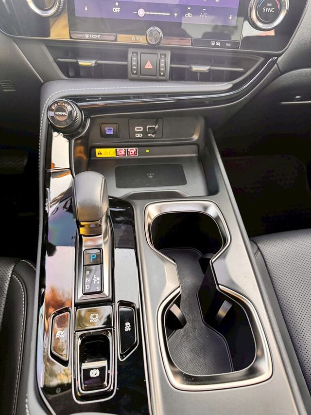 LEXUS凌志 NX350H  第15張相片