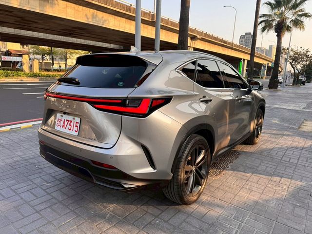 LEXUS凌志 NX350H  第18張相片