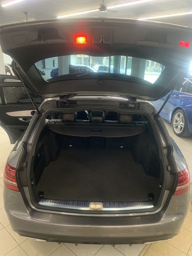 M-BENZ賓士 C300  第10張相片