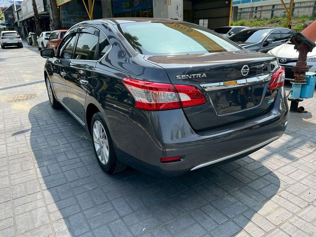 NISSAN日產 SENTRA 180  第15張相片