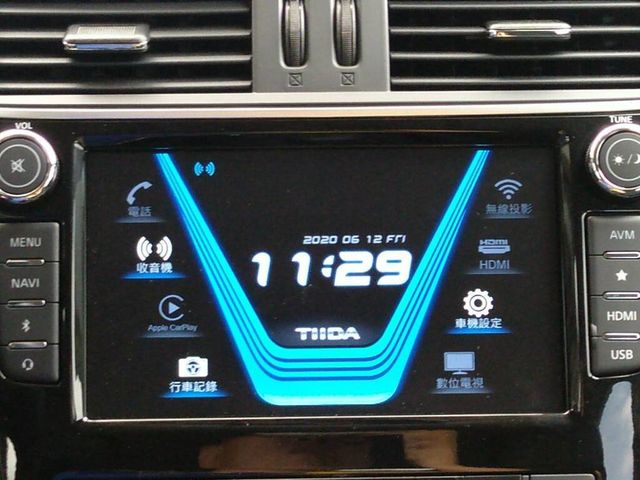 NISSAN日產 TIIDA  第6張相片