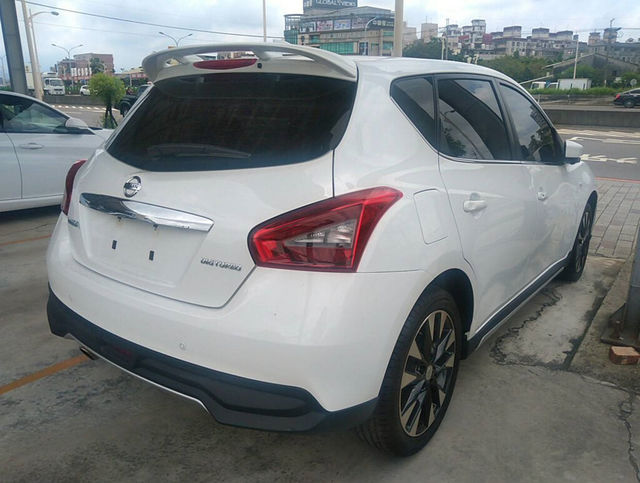 NISSAN日產 TIIDA  第8張相片