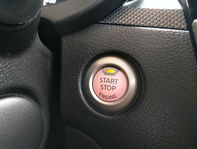 NISSAN日產 TIIDA  第9張相片