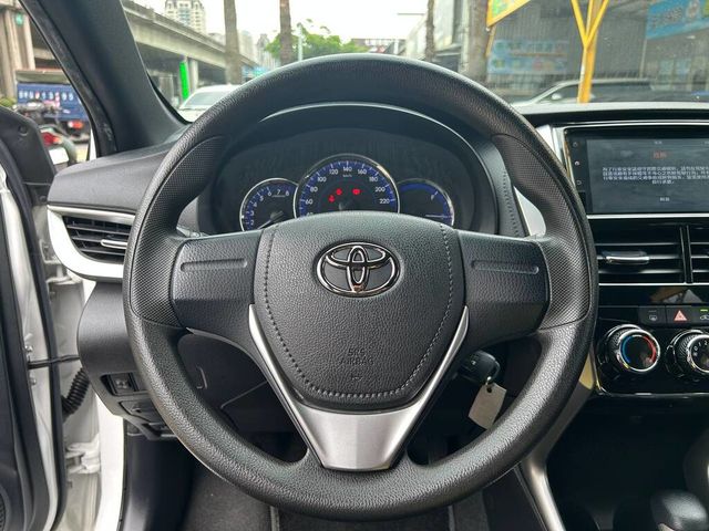 TOYOTA豐田 YARIS  第6張相片