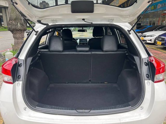 TOYOTA豐田 YARIS  第11張相片