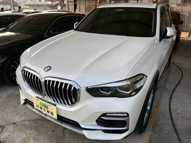 BMW寶馬 X5 XDRIVE25D  第1張相片