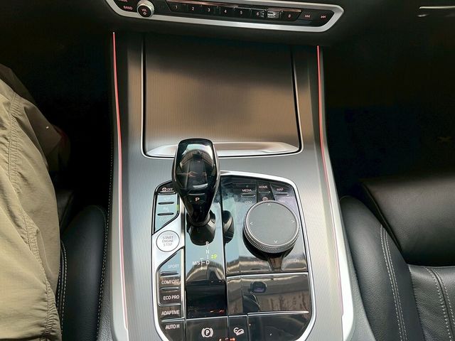 BMW寶馬 X5 XDRIVE25D  第10張相片