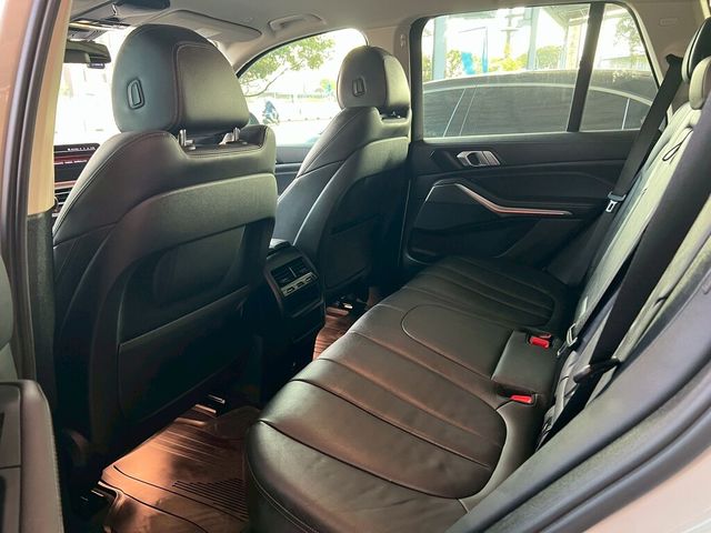 BMW寶馬 X5 XDRIVE25D  第16張相片