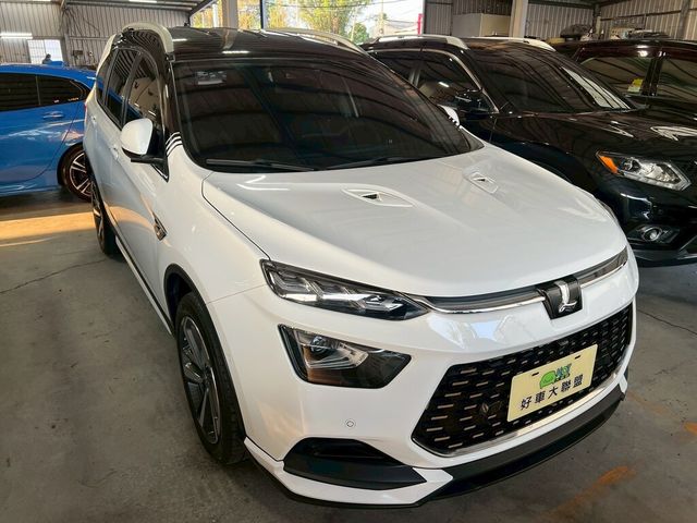 LUXGEN納智捷 URX  第3張相片