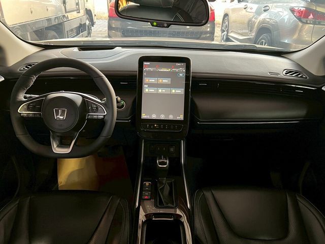 LUXGEN納智捷 URX  第6張相片