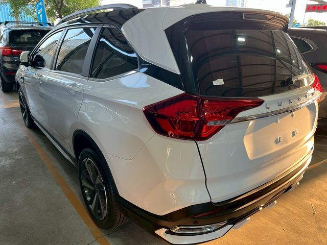 LUXGEN納智捷 URX  第19張相片