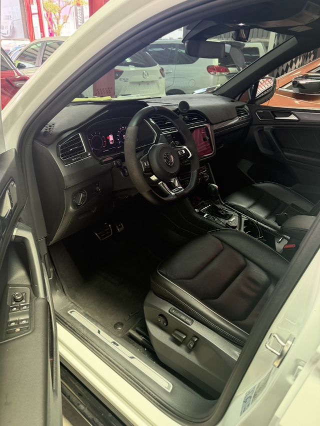 VOLKSWAGEN福斯 TIGUAN  第3張相片