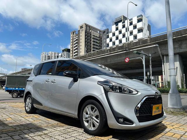 TOYOTA豐田 SIENTA  第3張相片