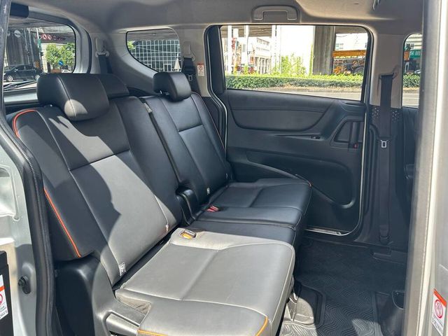 TOYOTA豐田 SIENTA  第13張相片
