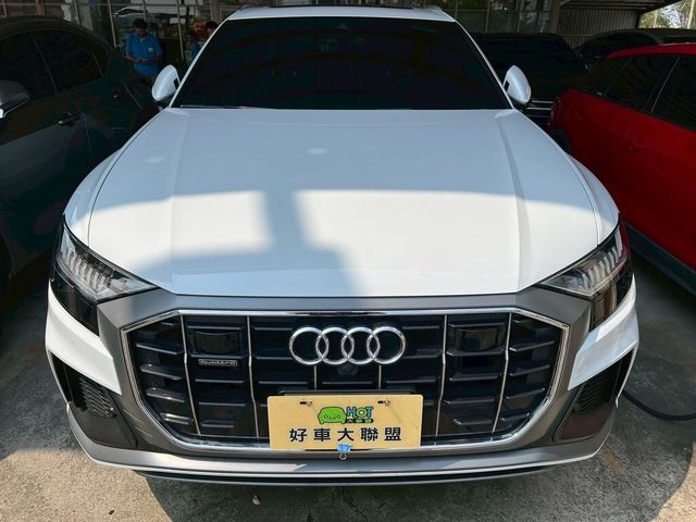 AUDI奧迪 Q8  第2張相片