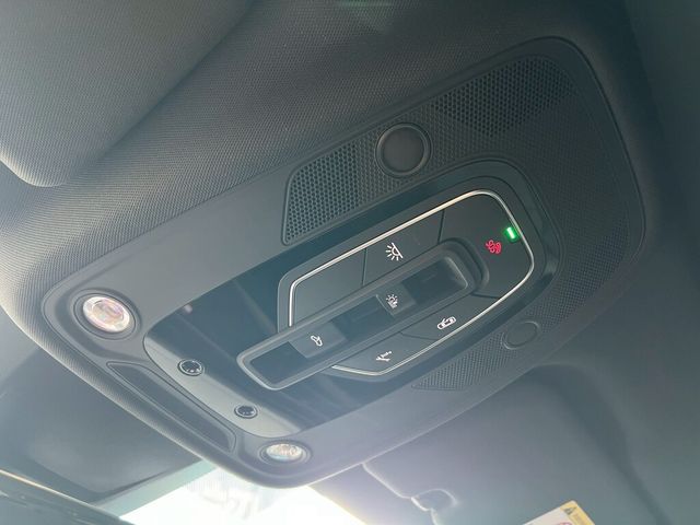 AUDI奧迪 Q8  第10張相片