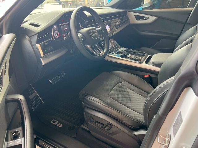 AUDI奧迪 Q8  第13張相片