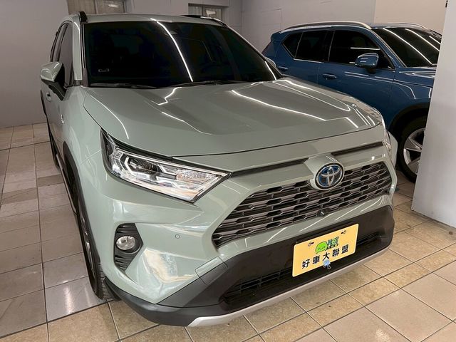 TOYOTA豐田 RAV4  第2張相片
