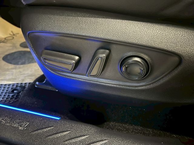 TOYOTA豐田 RAV4  第10張相片