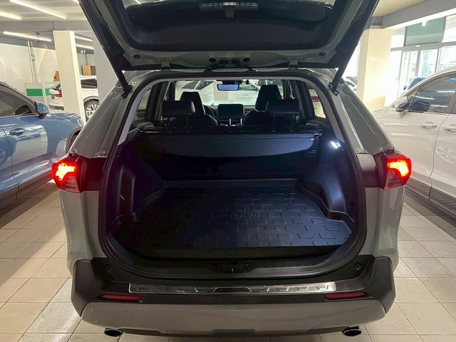 TOYOTA豐田 RAV4  第13張相片