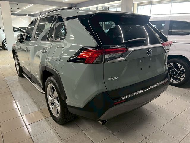 TOYOTA豐田 RAV4  第16張相片