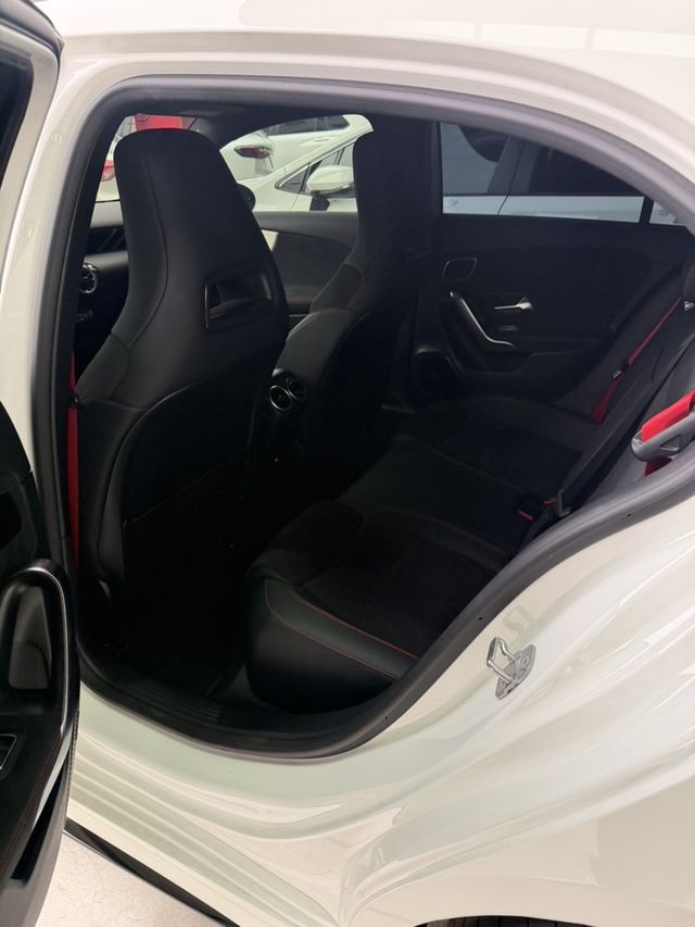 M-BENZ賓士 A35 AMG  第4張相片